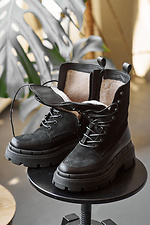 Зимние массивные ботинки в армейском стиле из кожи и замши  8018977 фото №8