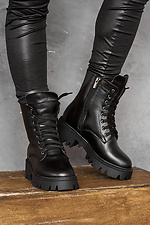Massive leather winter boots in military style on the platform  8018988 photo №2