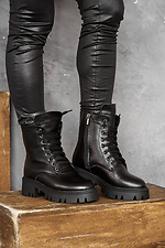 Massive leather winter boots in military style on the platform  8018988 photo №5