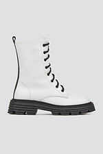 White women's demi-season boots with a black insert  4205990 photo №2
